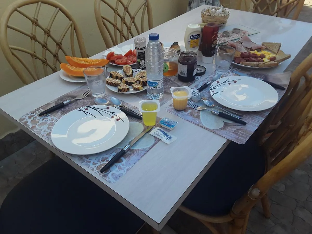 **  Villa Riki - Bed & Breakfast Spain